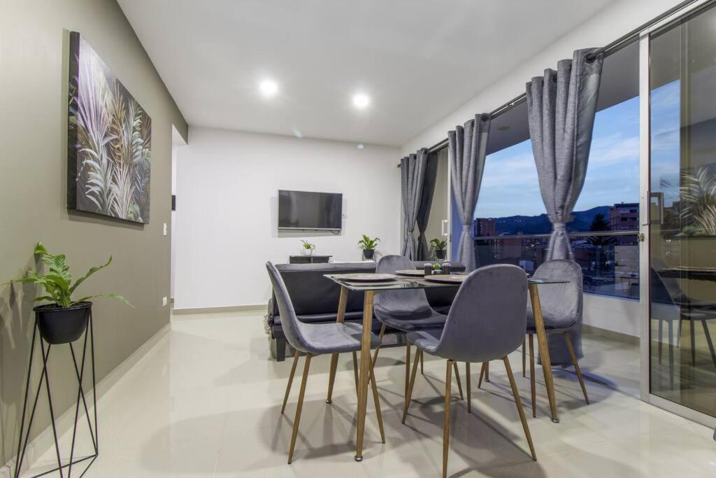 Amplio Apartamento en Calasanz - Estadio Medellín Exterior foto