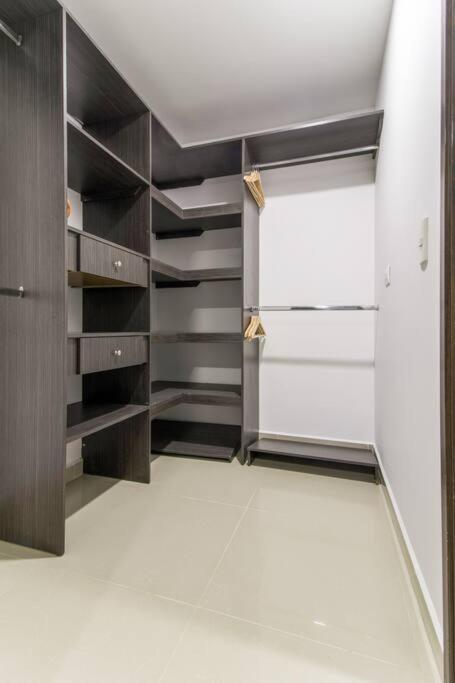 Amplio Apartamento en Calasanz - Estadio Medellín Exterior foto